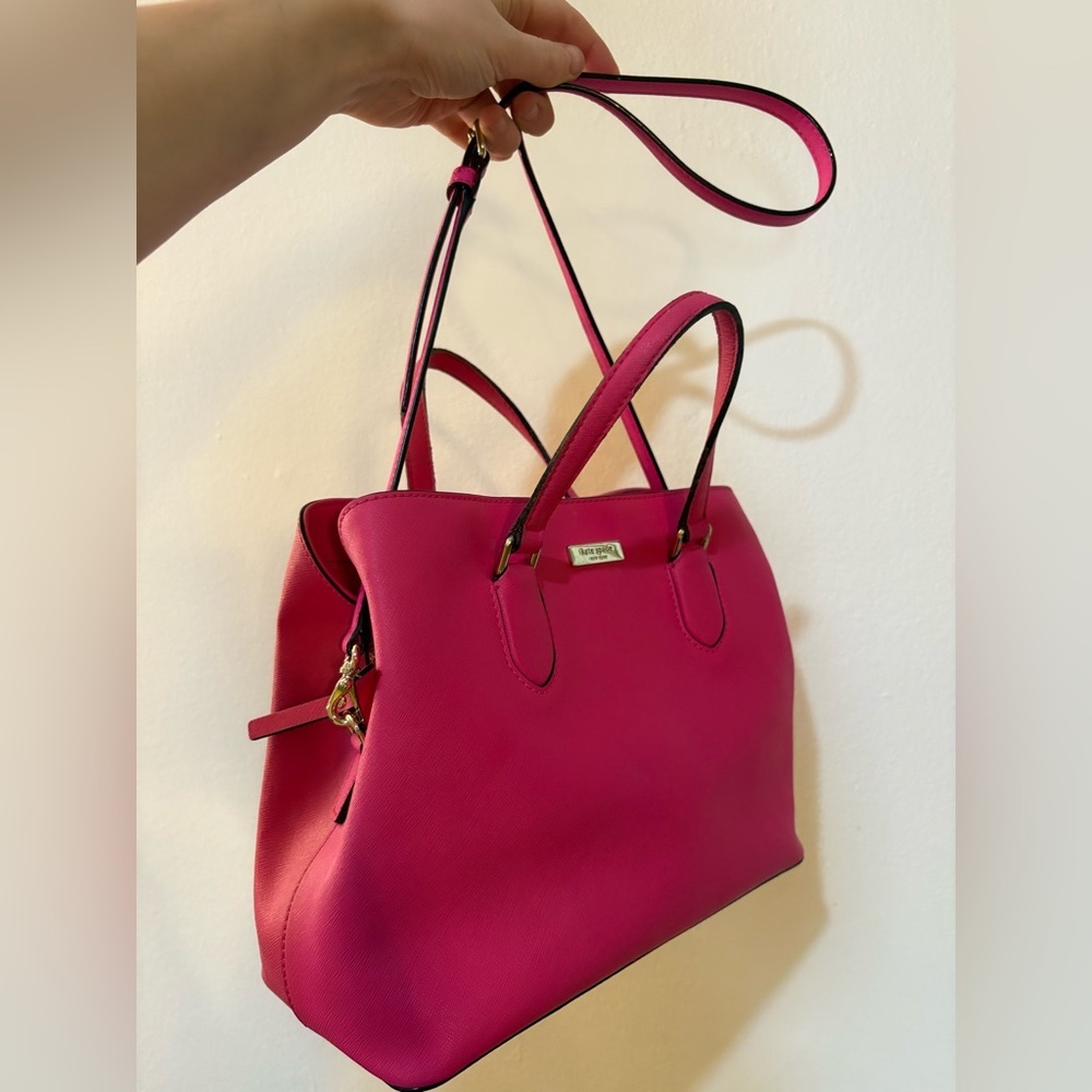 Kate Spade Evangelie crossbody Saffiano leather  12"x9"x5.5"